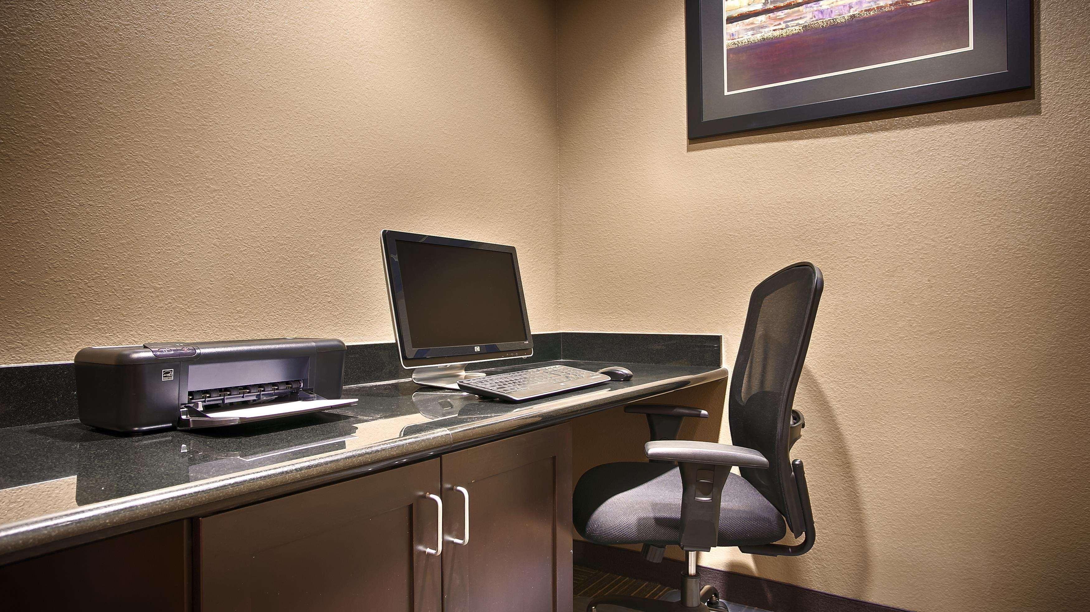 Best Western Giddings Inn & Suites Exterior foto